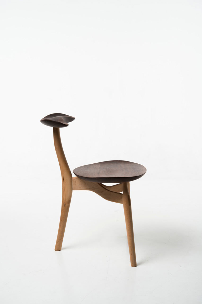 spire-table-and-the-trialog-chair-07