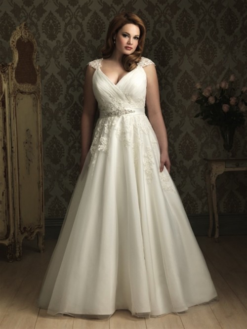 top-plus-size-wedding-dress-08