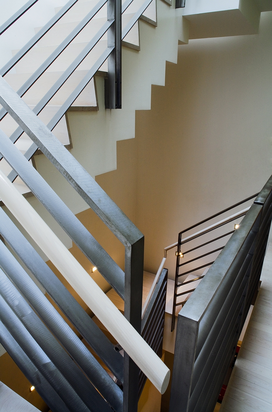 townhouse-modern-renovation-09