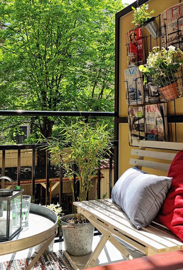 ukrashaem-balkon-115