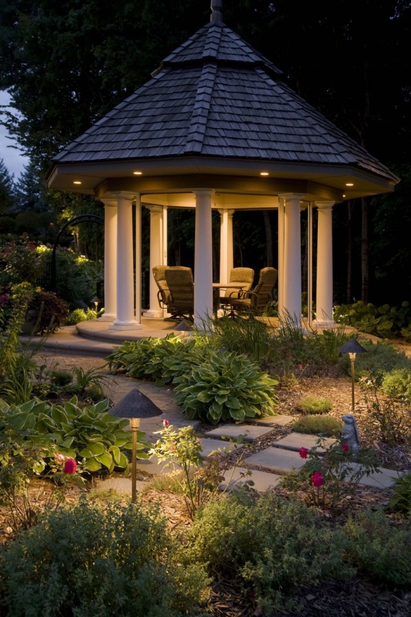 ultimate-garden-lighting-04