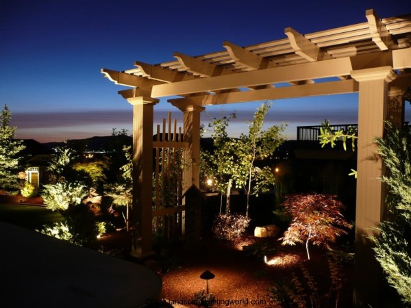 ultimate-garden-lighting-38