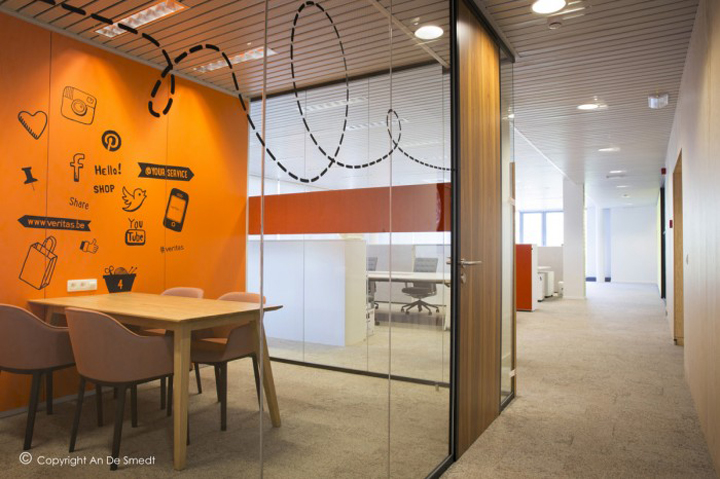 veritas-office-16