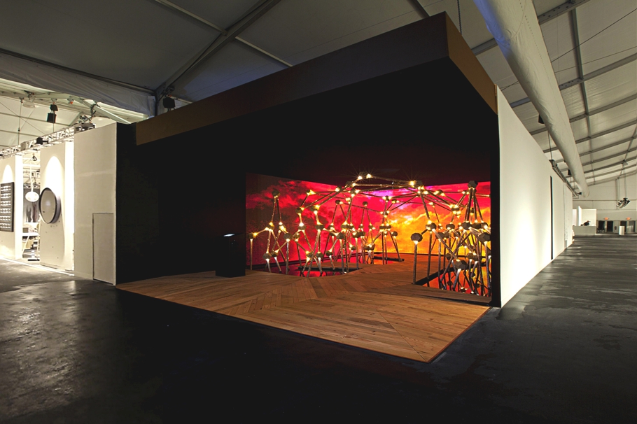 water-inspired-installation-09