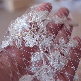 wedding-lacey-cage-veil-08