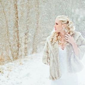 winter-bridal-shoot-01