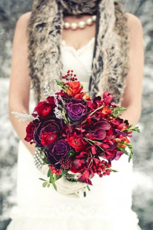 winter-wedding-bouquets-12