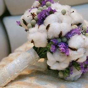 winter-wedding-bouquets-24