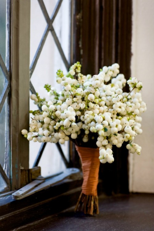 winter-wedding-bouquets-29