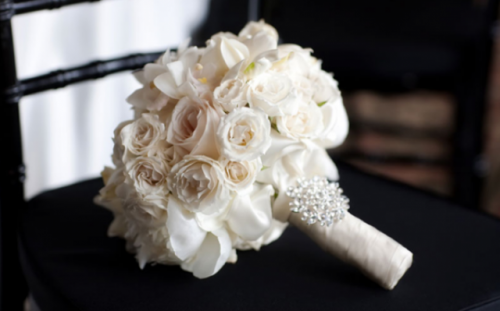 winter-wedding-bouquets-31
