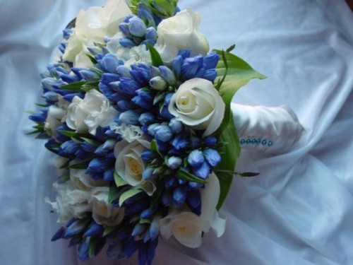 winter-wedding-bouquets-32