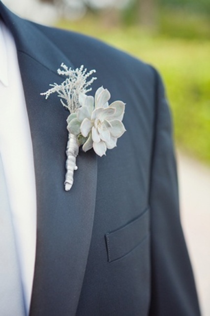 winter-wedding-boutonnieres-17