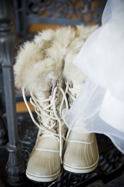 winter-wedding-shoes-12