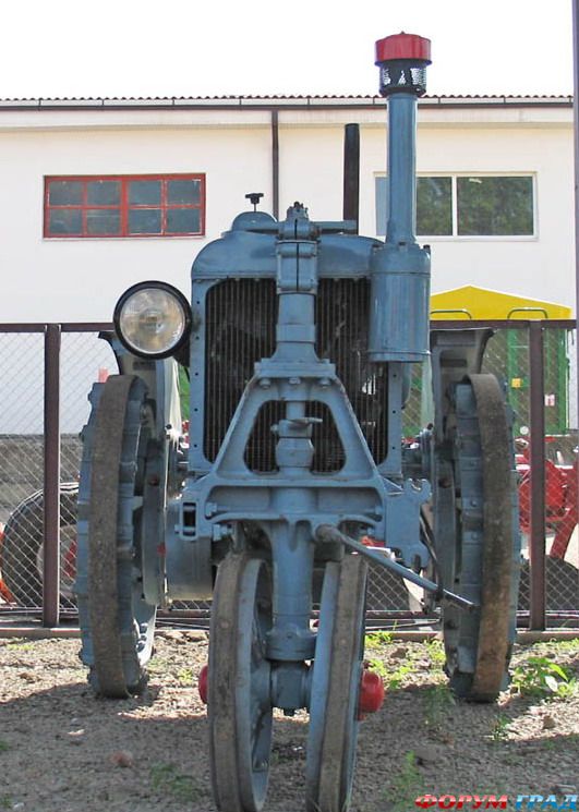 Старые трактора