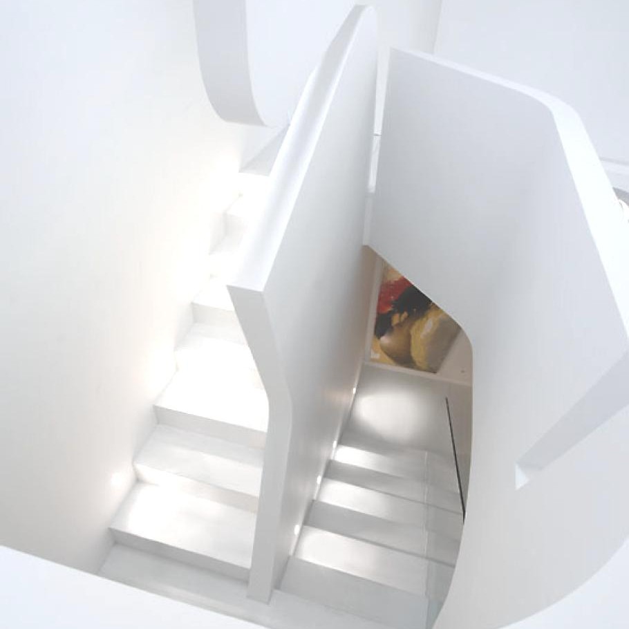 futuristic-luxury-apartment-by-a-cero-spain-01