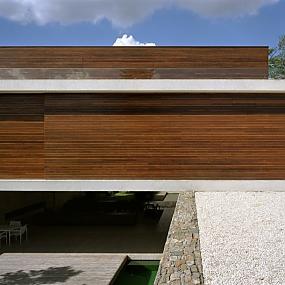 mirindaba-house-in-brazil-by-marcio-kogan-07