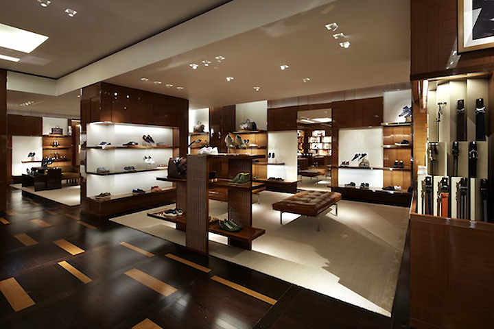 louis-vuitton-munchen-residenzpost-maison-by-peter-marino-munich-02