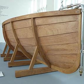 bathboat-by-wieki-somers-04
