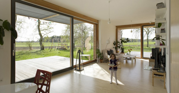 rustic-house-with-natural-framework-in-czech-republic-08