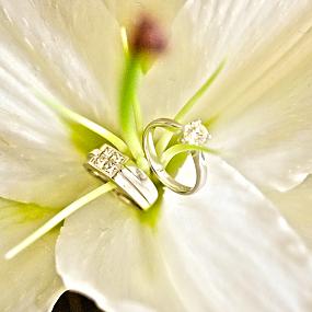 ring-and-flowers-34