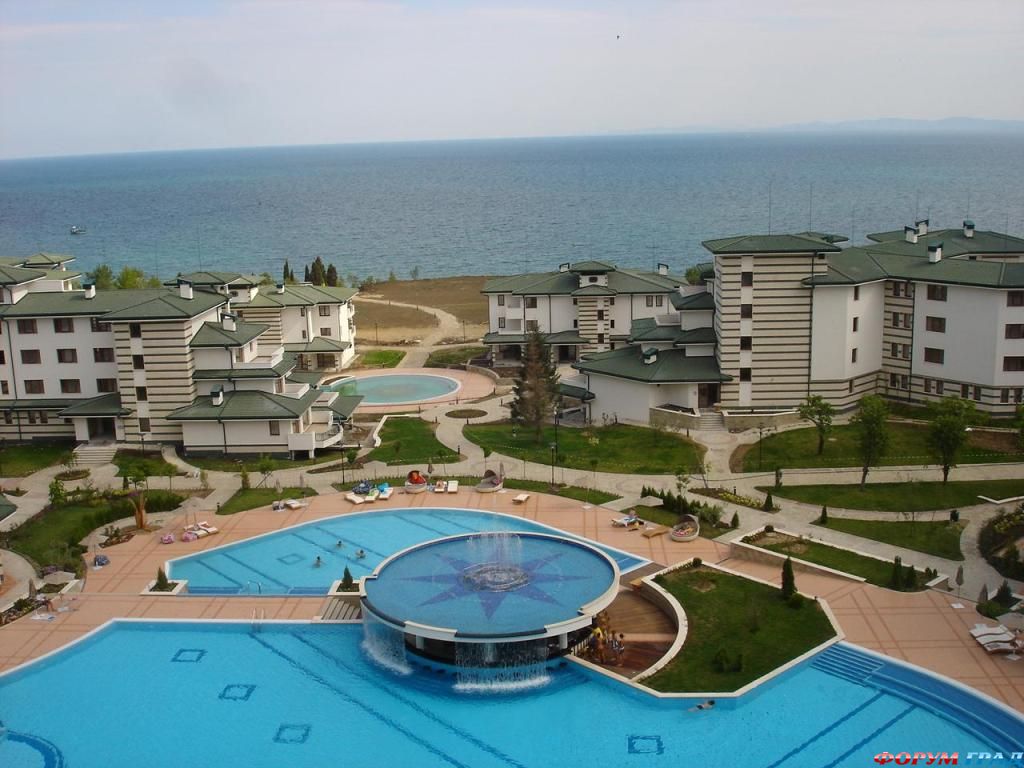 Комплекс Эмеральд (Болгария, Равда)