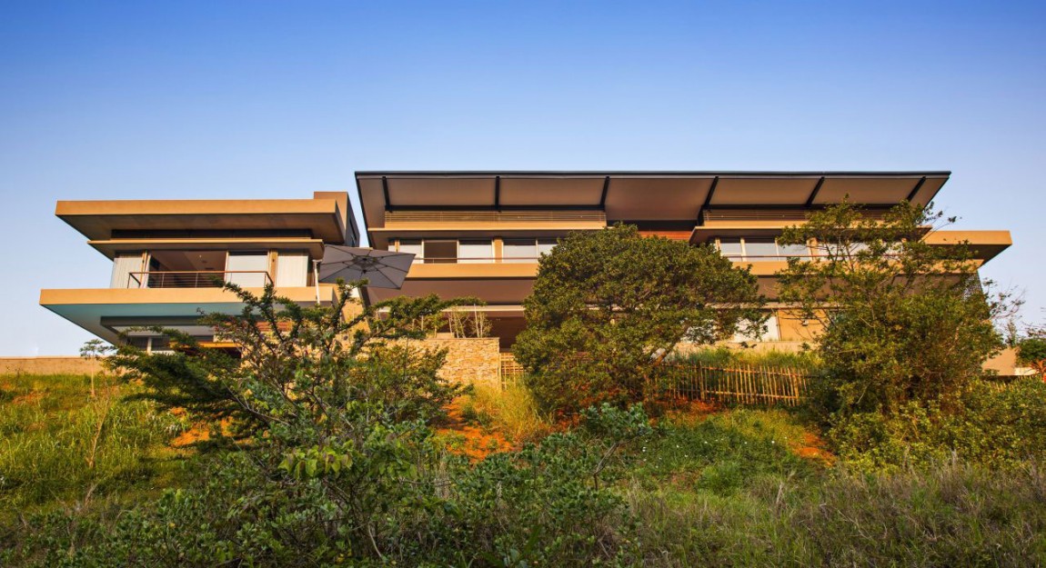 Футуристический проект дома Simbithi Eco-Estate от Metropole Architects в ЮАР