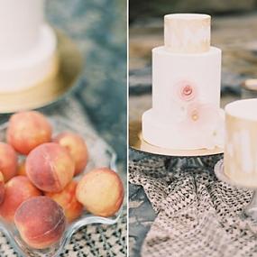 chic-peach-and-gold-beach-wedding-22