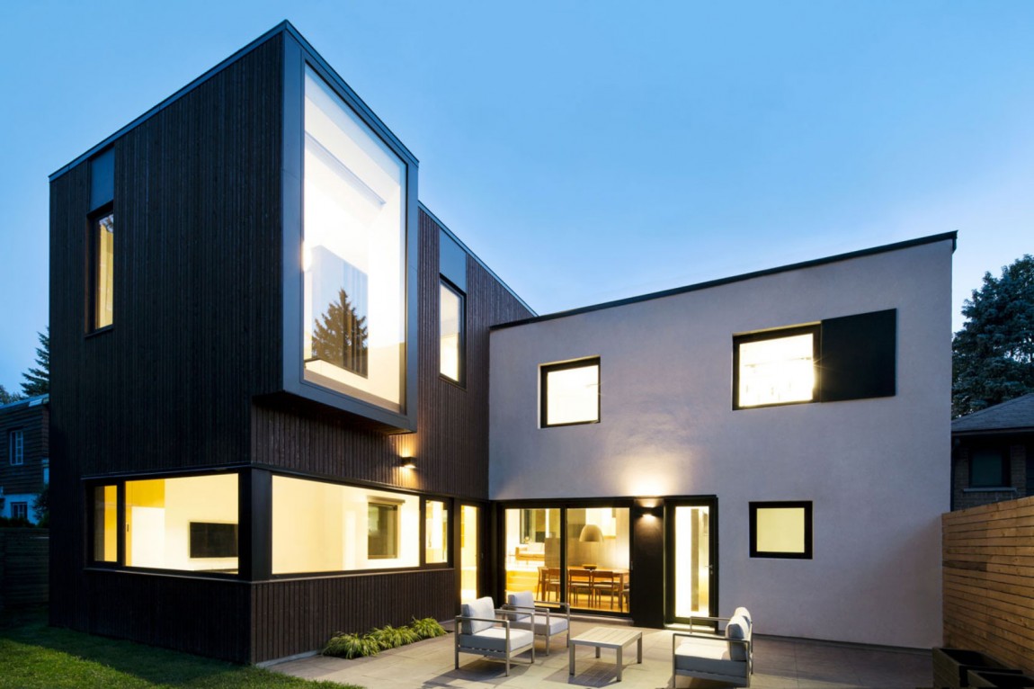 Просторный дом Connaught Residence от naturehumaine, Монреаль