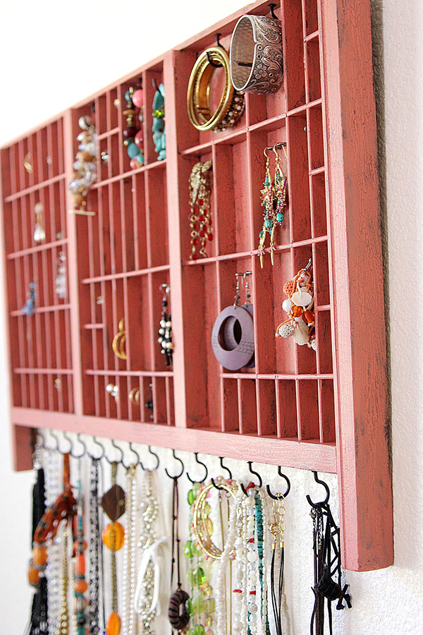 diy-jewelry-organizers-12