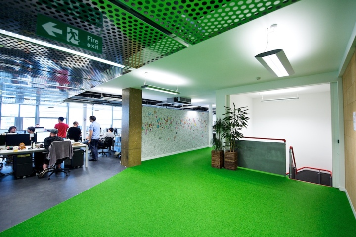 moshi-monsters-hq-fitout-london-uk-29