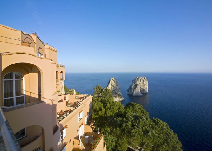 punta-tragara-hotel-capri-italy-37