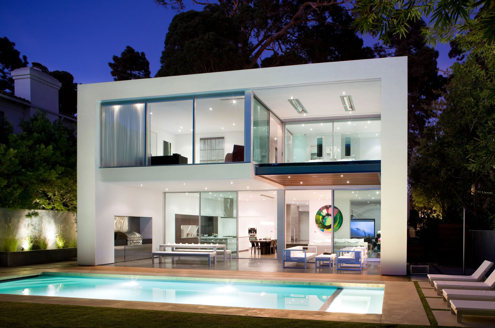 Интерьер современного особняка с бассейном от Steven Kent Architect, Санта-Моника, Калифорния