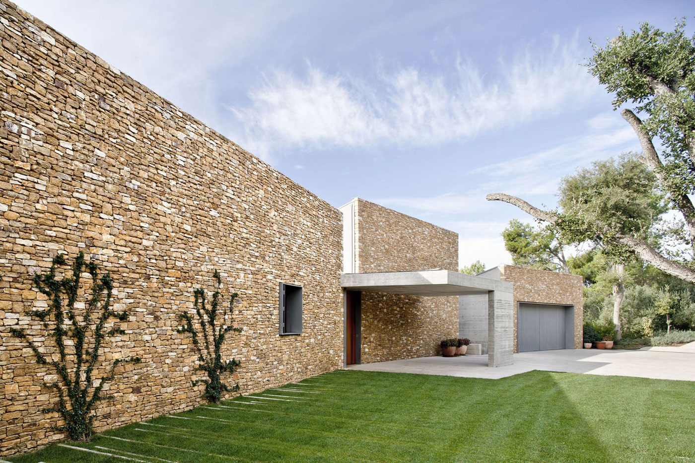 Дизайн интерьера жилого комплекса House in El Ampurdán в Каталонии