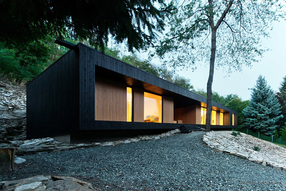 Дизайн дома Hideg от архитекторов студии Béres в Венгрии