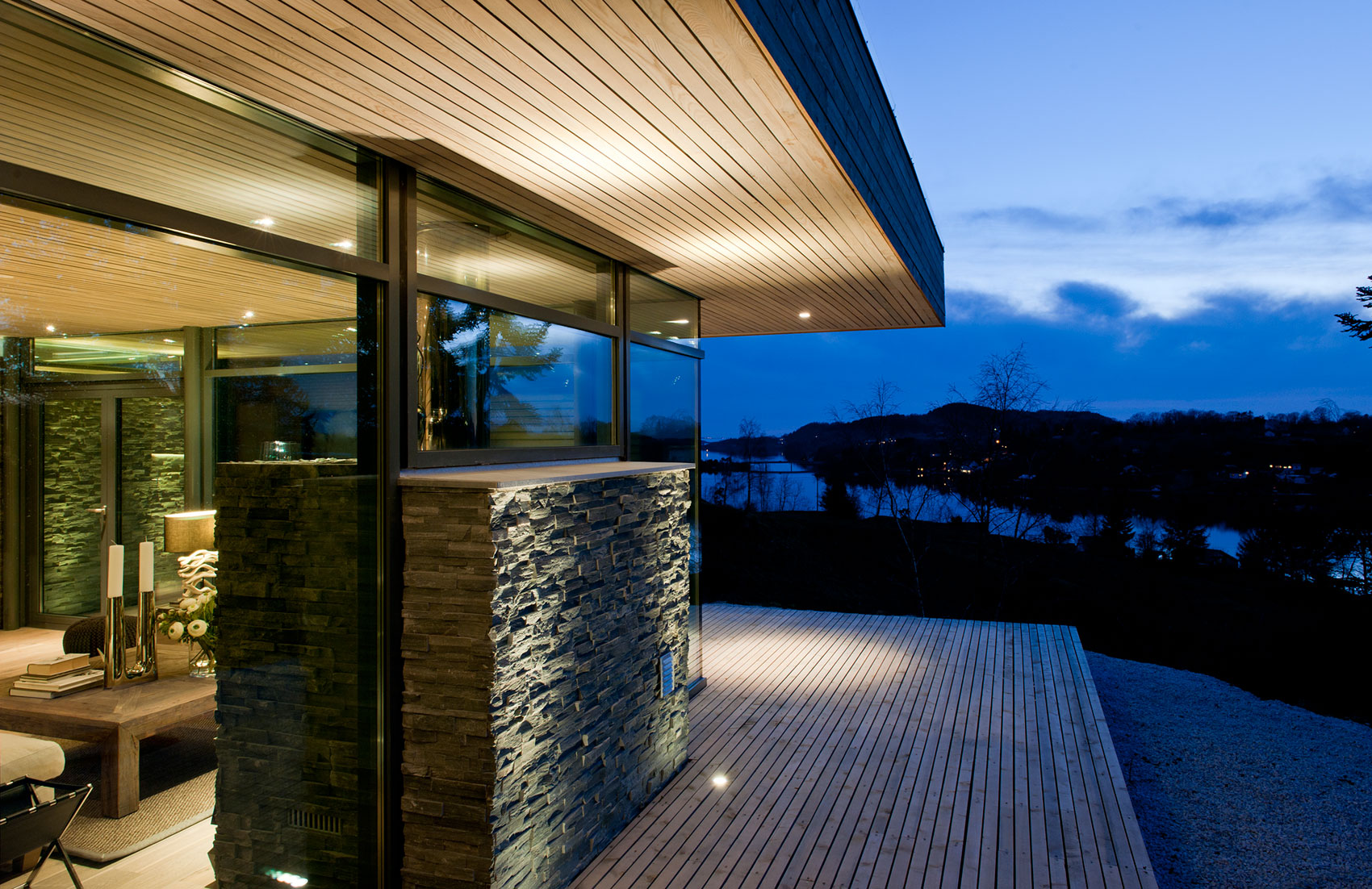 house-by-gudmundur-jonsson-06