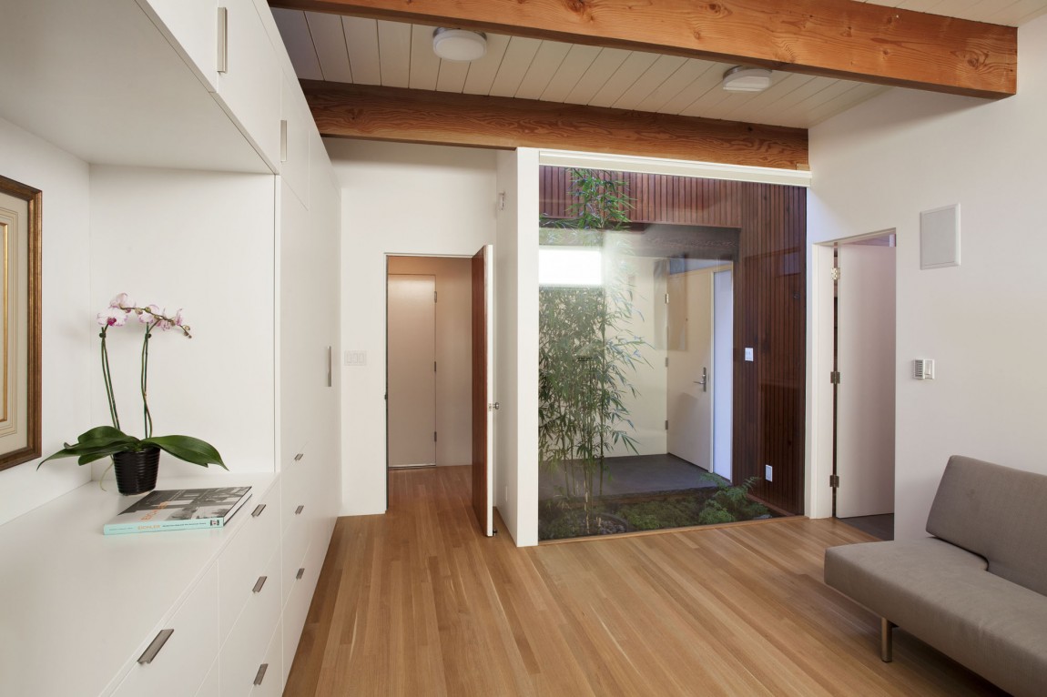  Роскошный дом Эйхлер от команды Klopf Architecture в Калифорнии, США