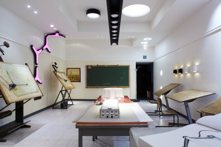 modular-academy-showroom-06