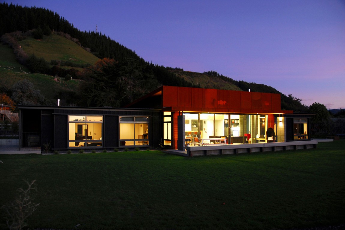 radman-brown-house-14