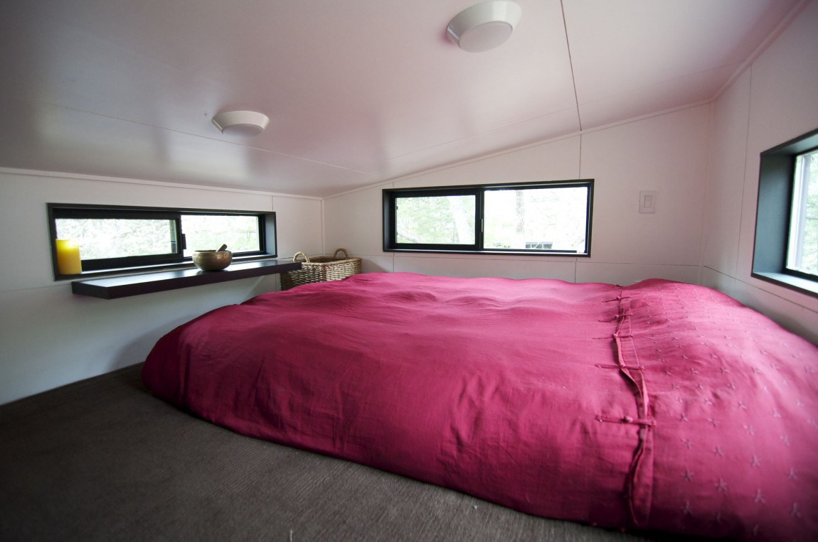 small-home-by-andrew-gabriella-morrison-16