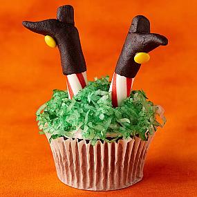 decorating-ideas-for-halloween-cupcakes-08