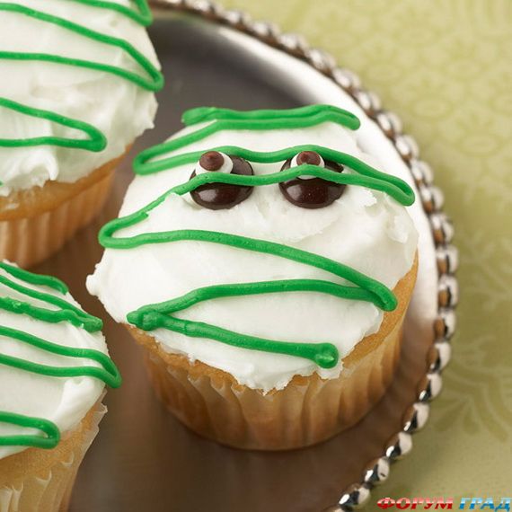 decorating-ideas-for-halloween-cupcakes-12