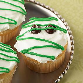 decorating-ideas-for-halloween-cupcakes-12