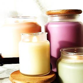 valentines-day-jar-white-purple-candles