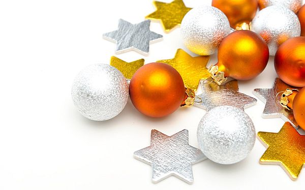 yellow-christmas-decorations-05