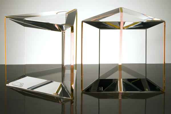 acrylic-coffee-tables-18