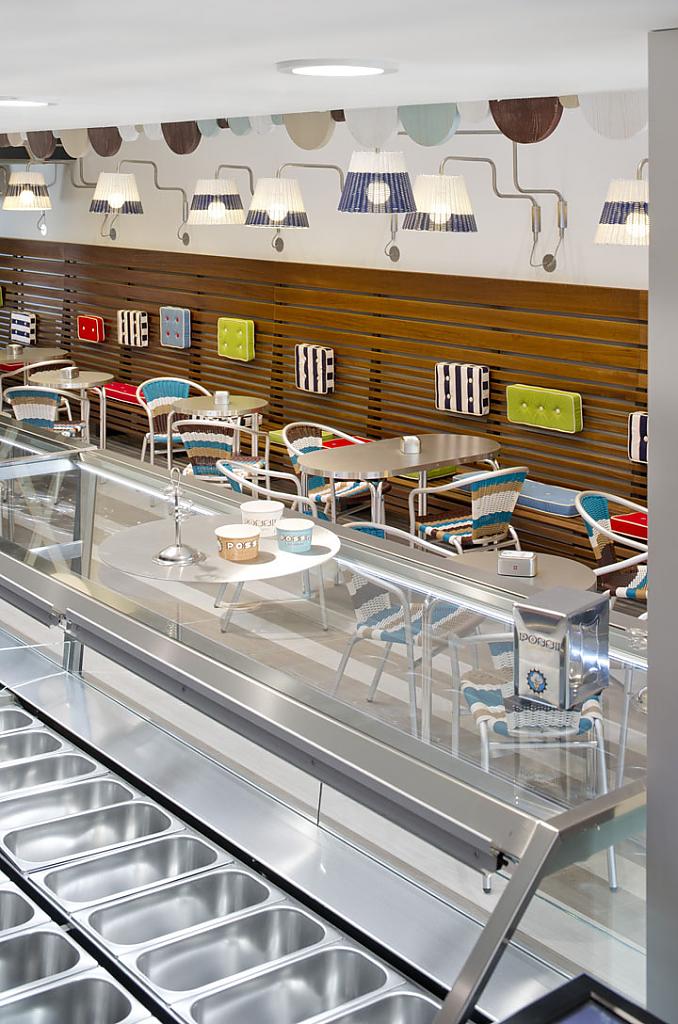 possi-ice-cream-parlour-by-antonio-gardoni-brescia-04