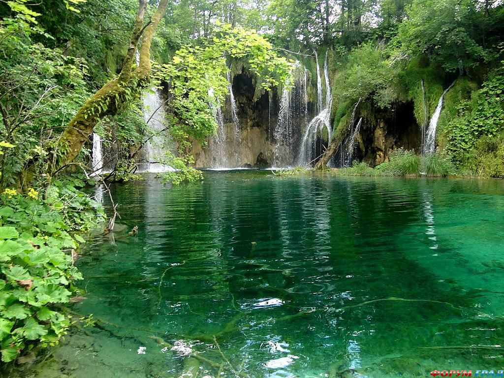 krasivye-vodopady-08