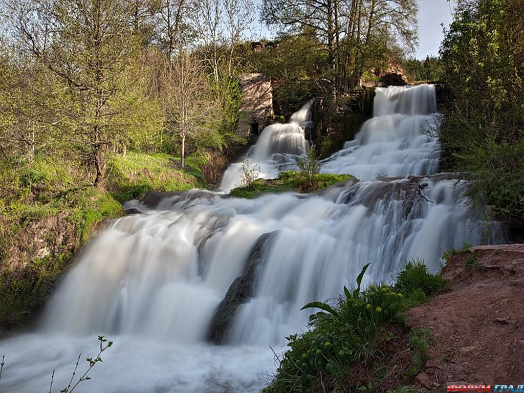 krasivye-vodopady-28