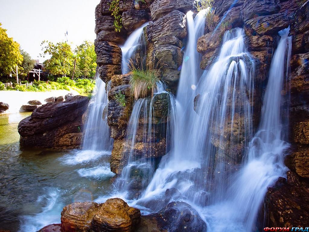 krasivye-vodopady-39