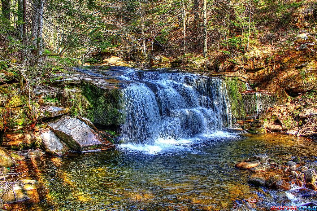 krasivye-vodopady-66